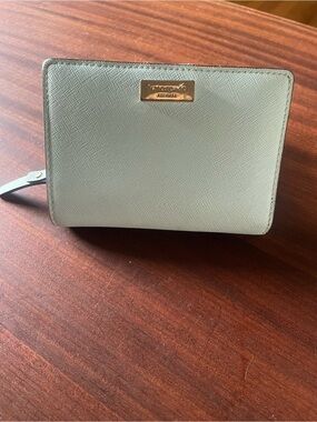 NWOT - Kate Spade Tiffany Blue wallet with zippered coin purse